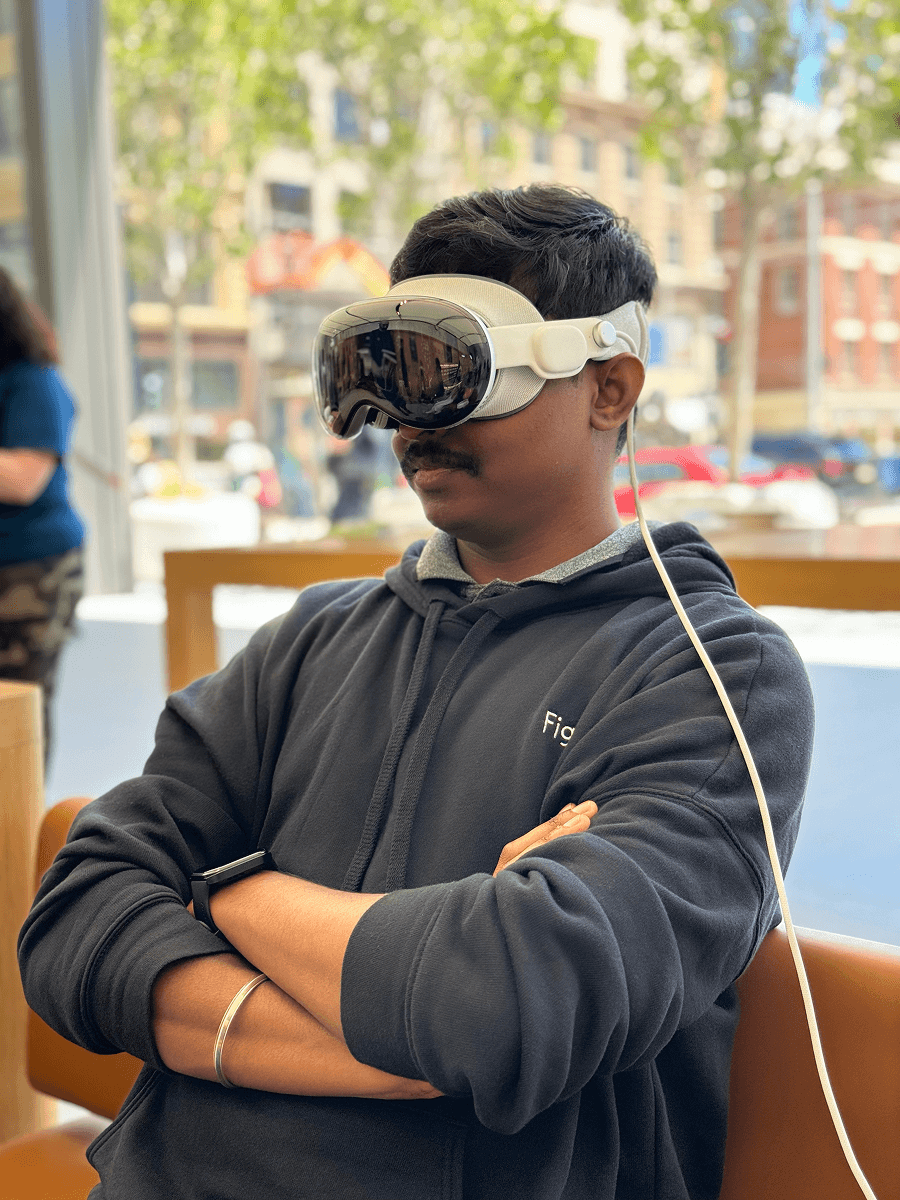 Experiencing Vision Pro for the first time